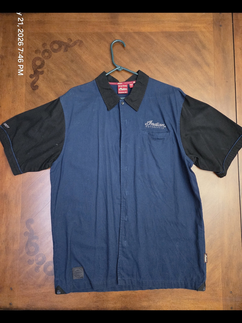 Men’s Indian Motorcycle Short-Sleeve Two-Tone Navy & Black Button-Down Shirt